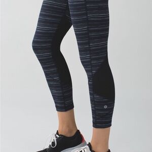 Lululemon Pace Rival Crop Leggings Cyber Stripe Naval Blue Black / Black